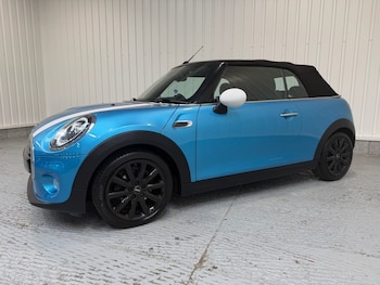 Used MINI Convertible 2018 for sale - 79494305: Photo