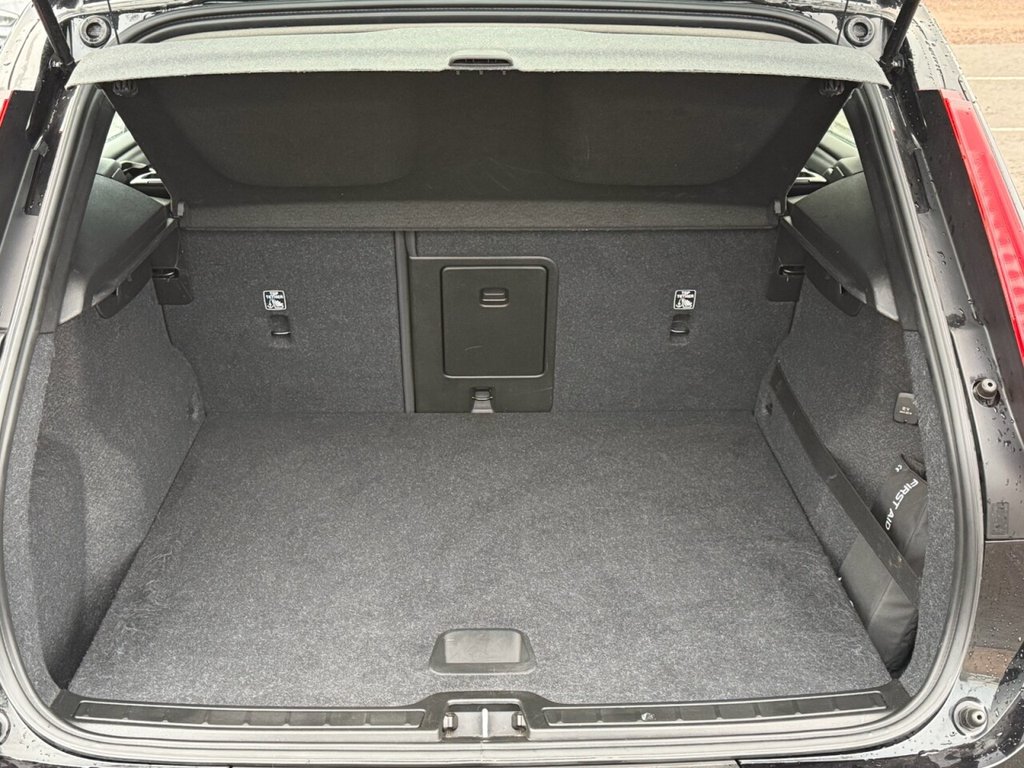 Used Volvo XC40 2019 for sale - 77188417: Photo 17