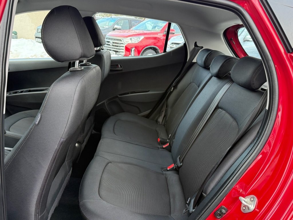 Used Hyundai i10 2019 for sale - 77133352: Photo 18