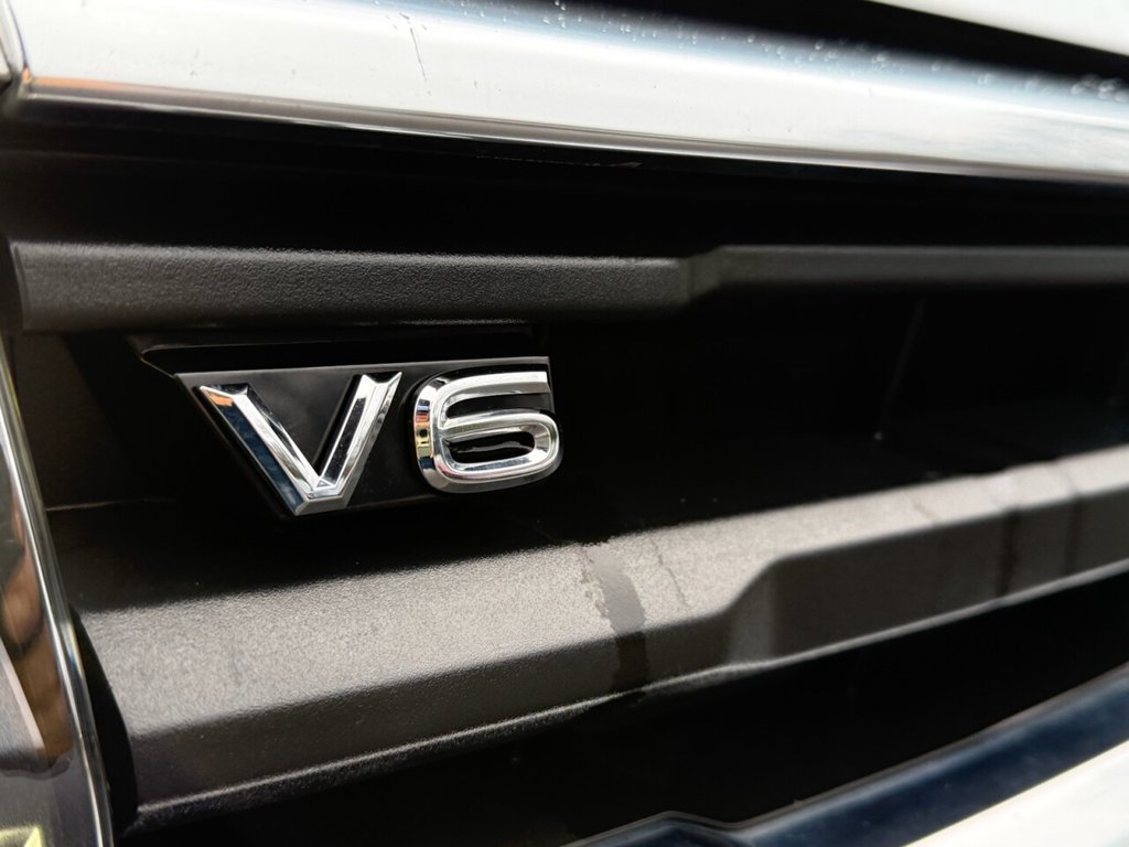 Used Volkswagen Amarok 2024 for sale - 77452338: Photo 14