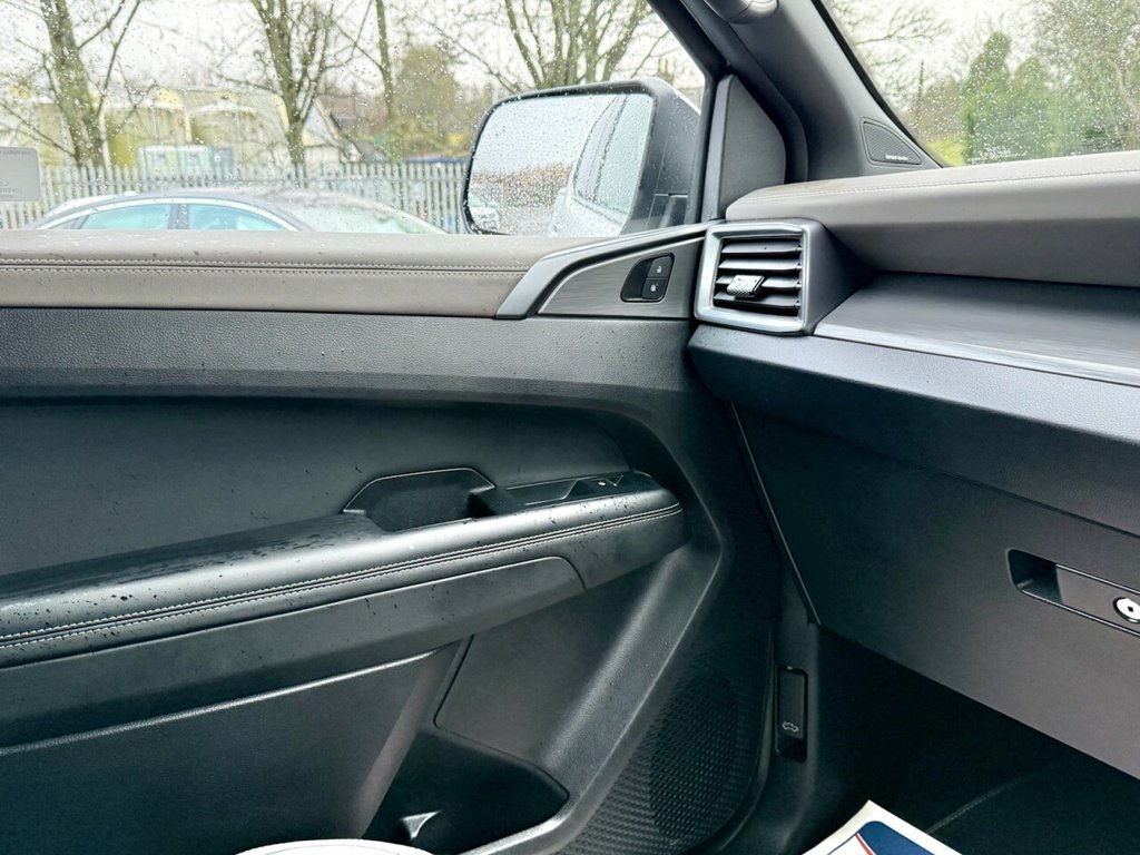 Used Volkswagen Amarok 2024 for sale - 77452338: Photo 41