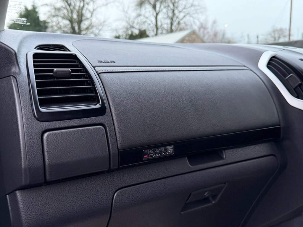 Used Isuzu D-Max 2018 for sale - 77236656: Photo 24