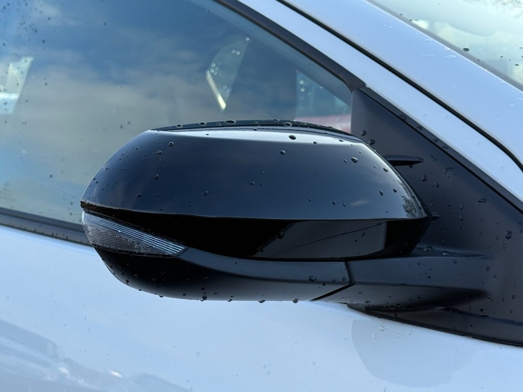 Used Mazda Mazda2 HYBRID 2024 for sale - 76510098: Photo 11