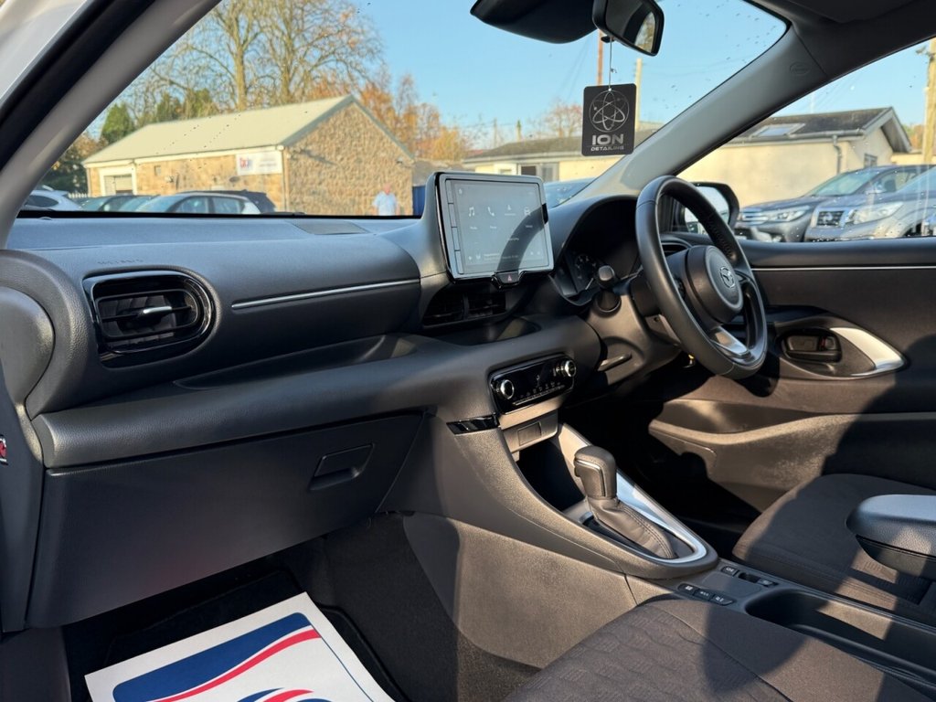 Used Mazda Mazda2 HYBRID 2024 for sale - 76510098: Photo 17