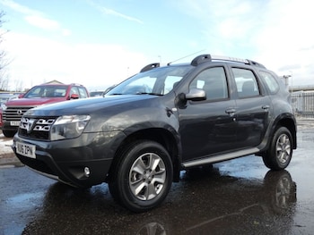 Used Dacia Duster 2016 for sale - 77171824: Photo