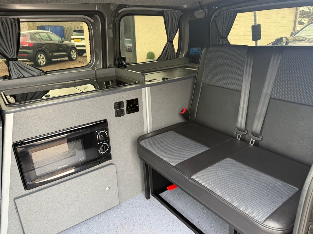 Used Nissan NV200 2018 for sale - 77991298: Photo 16