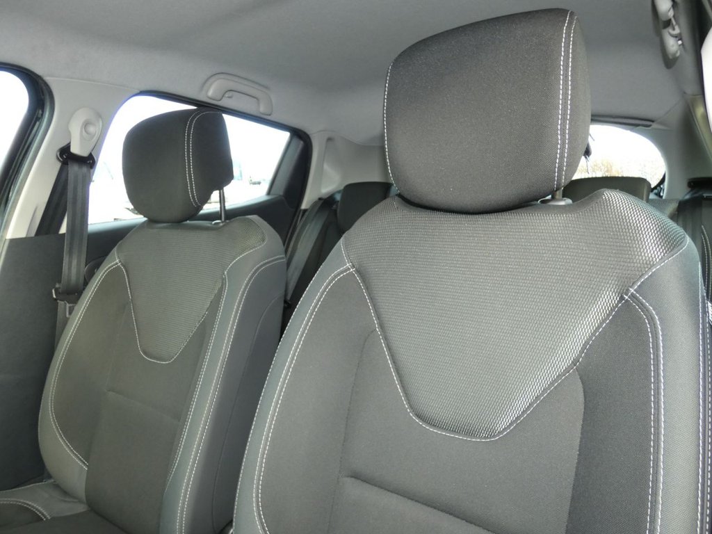 Used Renault Clio 2018 for sale - 77681144: Photo 18