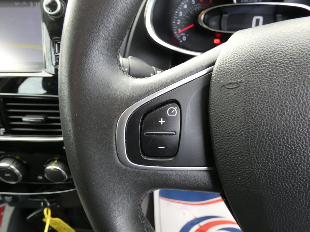 Used Renault Clio 2018 for sale - 77681144: Photo 24