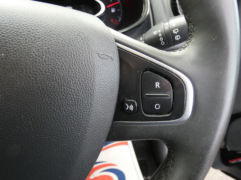 Used Renault Clio 2018 for sale - 77681144: Photo 25