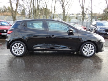 Used Renault Clio 2018 for sale - 77681144: Photo