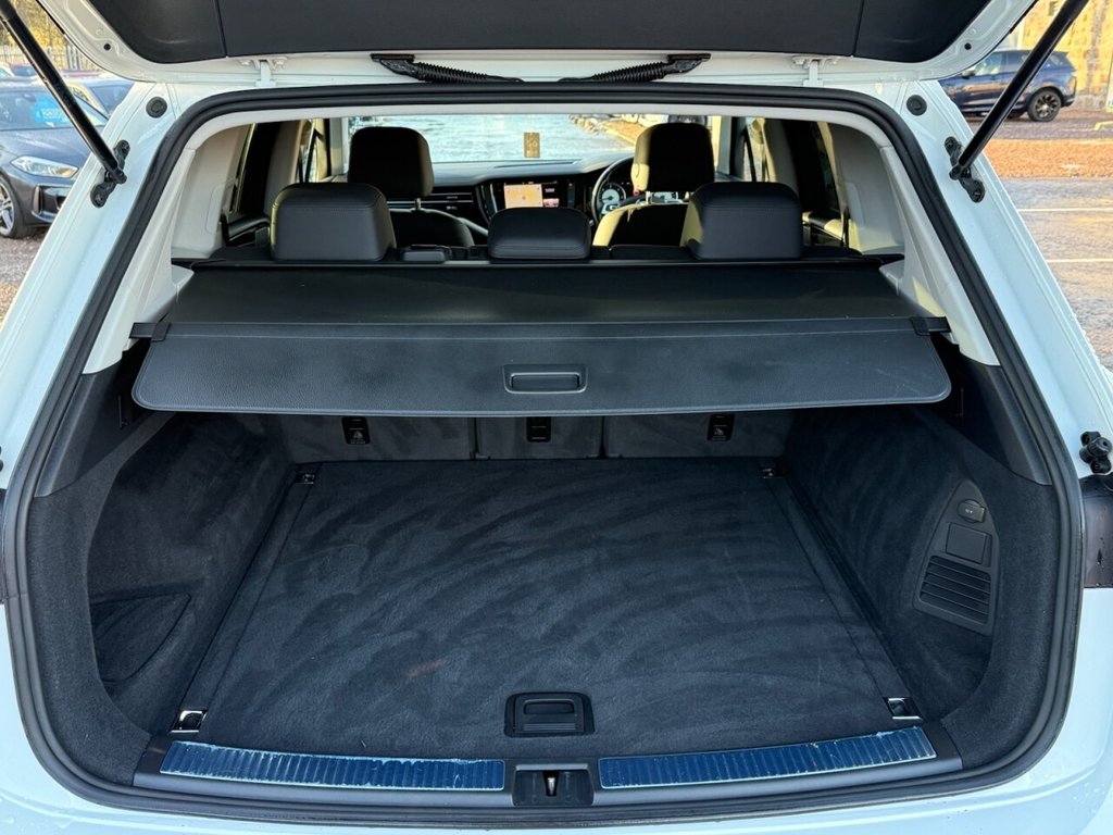 Used Volkswagen Touareg 2020 for sale - 76655037: Photo 18