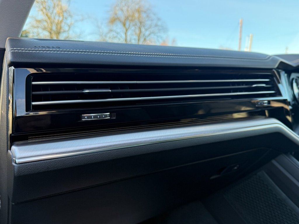 Used Volkswagen Touareg 2020 for sale - 76655037: Photo 22