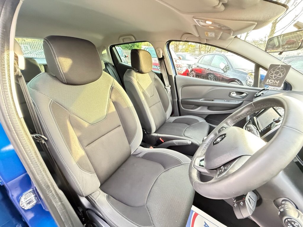 Used Renault Clio 2018 for sale - 76604776: Photo 11