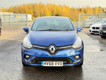 Used Renault Clio 2018 for sale - 76604776: Photo