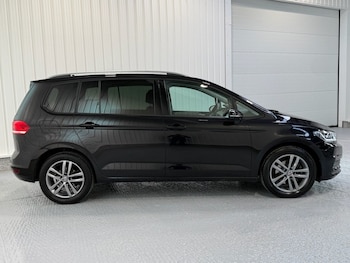 Used Volkswagen Touran 2024 for sale - 78444803: Photo