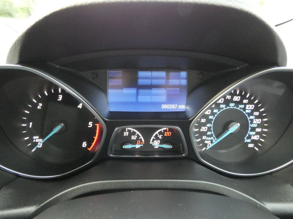 Used Ford Kuga 2015 for sale - 76841534: Photo 29