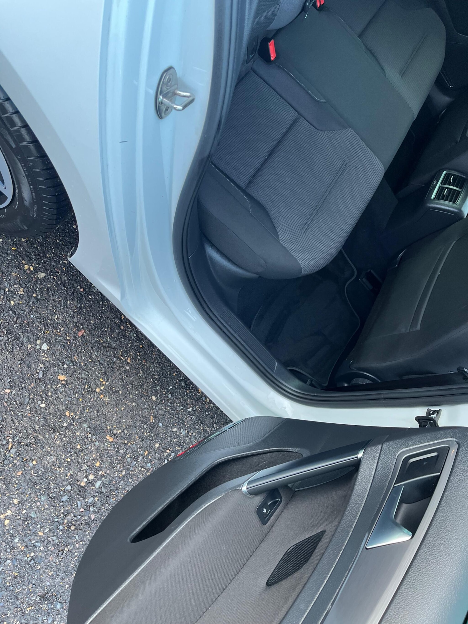 Used Volkswagen Golf 2019 for sale - 77468623: Photo 28