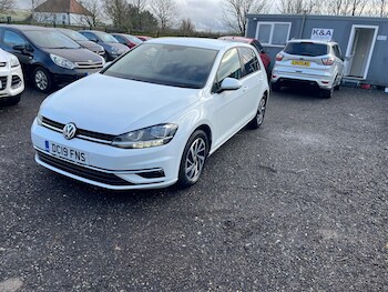 Used Volkswagen Golf 2019 for sale - 77468623: Photo
