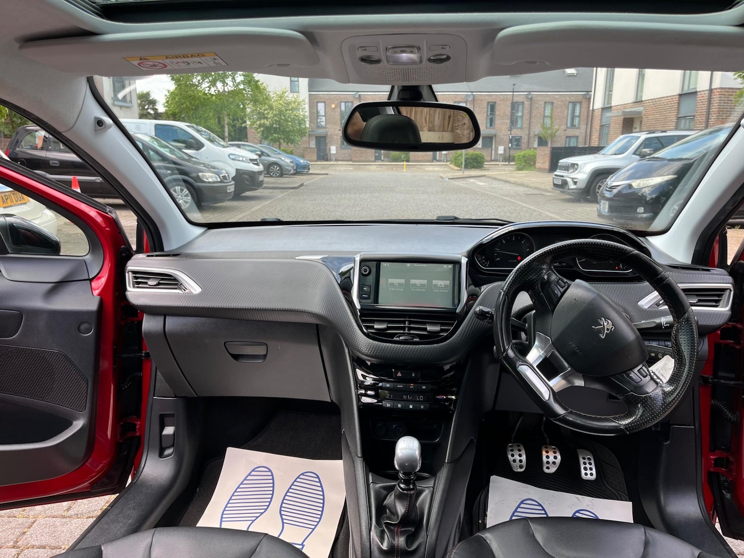 Used Peugeot 208 2016 for sale - 76513041: Photo 26