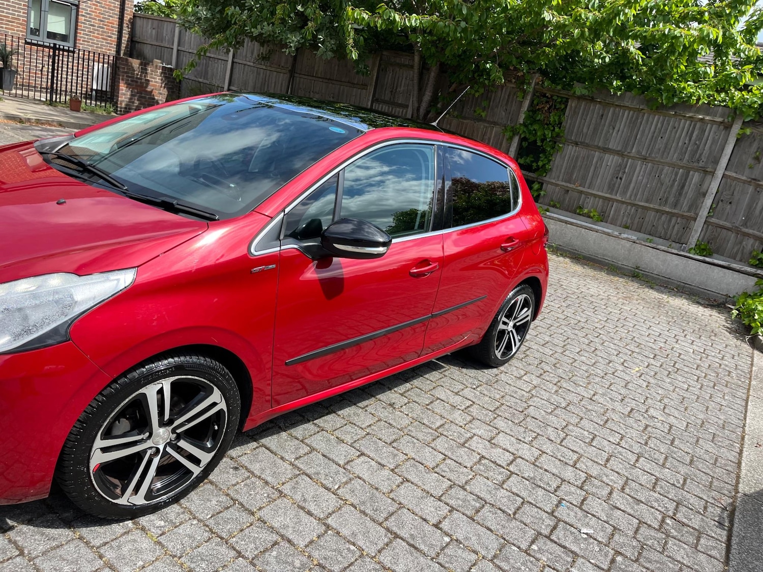 Used Peugeot 208 2016 for sale - 76513041: Photo 3