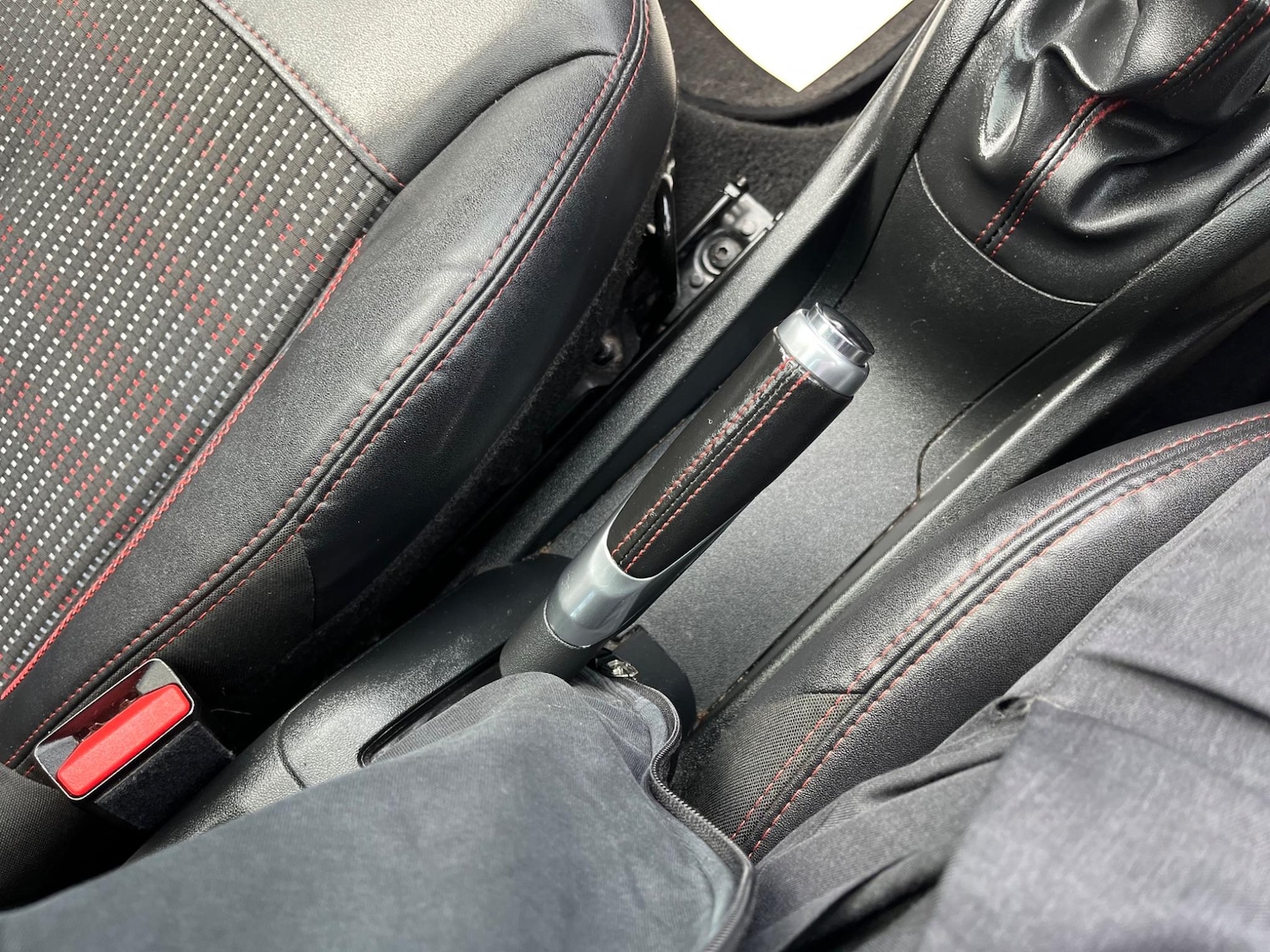 Used Peugeot 208 2016 for sale - 76513041: Photo 39