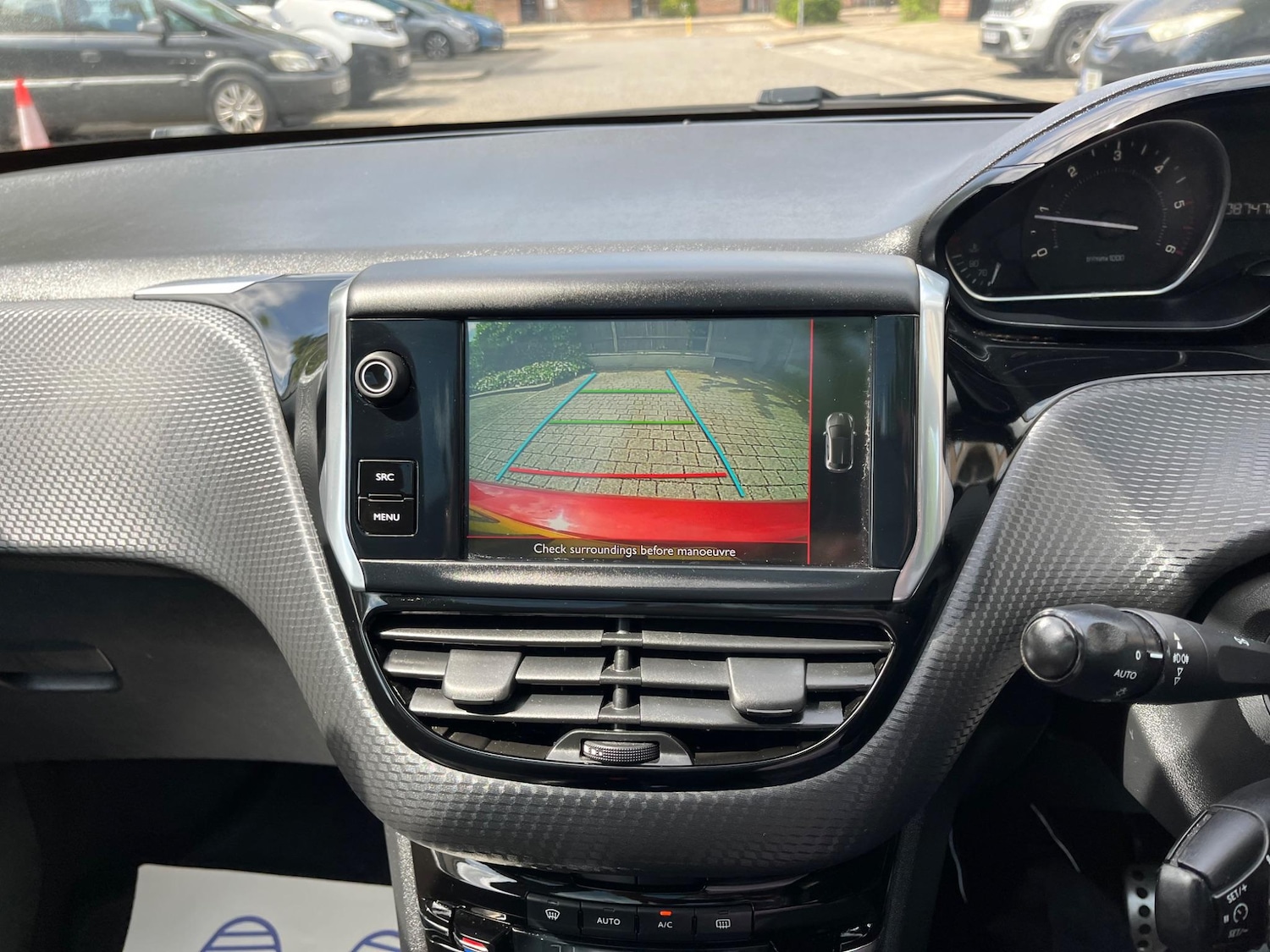 Used Peugeot 208 2016 for sale - 76513041: Photo 44