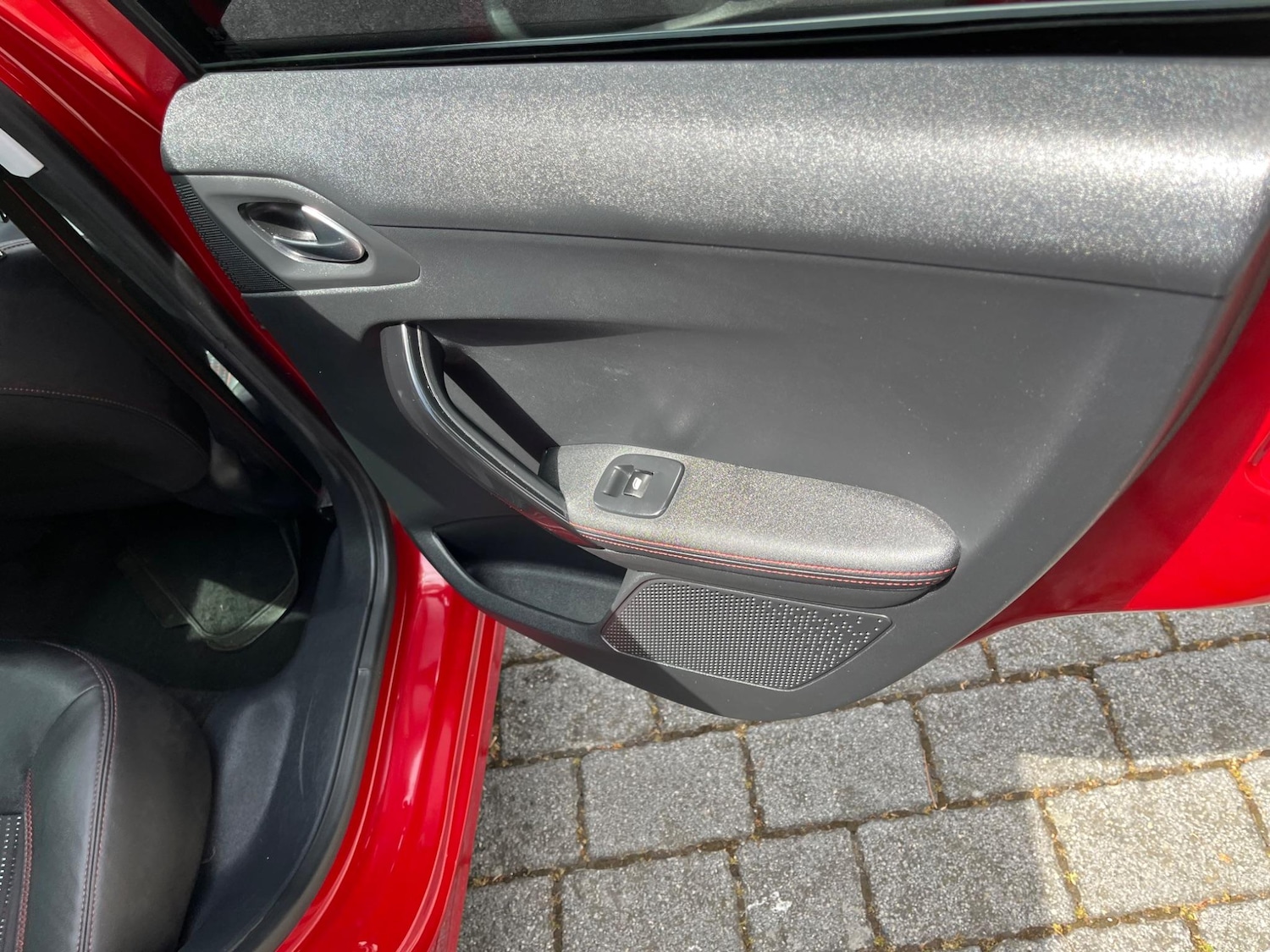 Used Peugeot 208 2016 for sale - 76513041: Photo 47