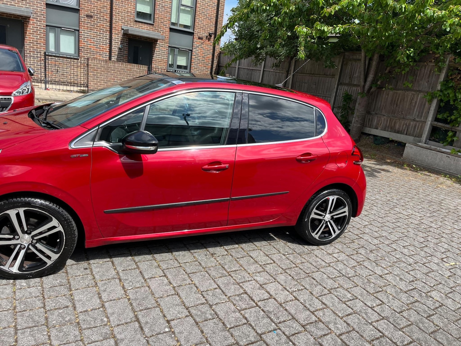 Used Peugeot 208 2016 for sale - 76513041: Photo 5