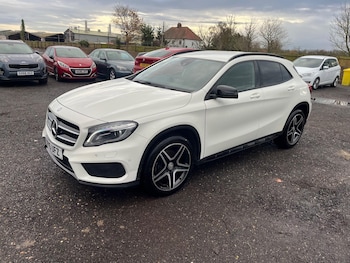 Used Mercedes-Benz GLA 2015 for sale - 76850304: Photo