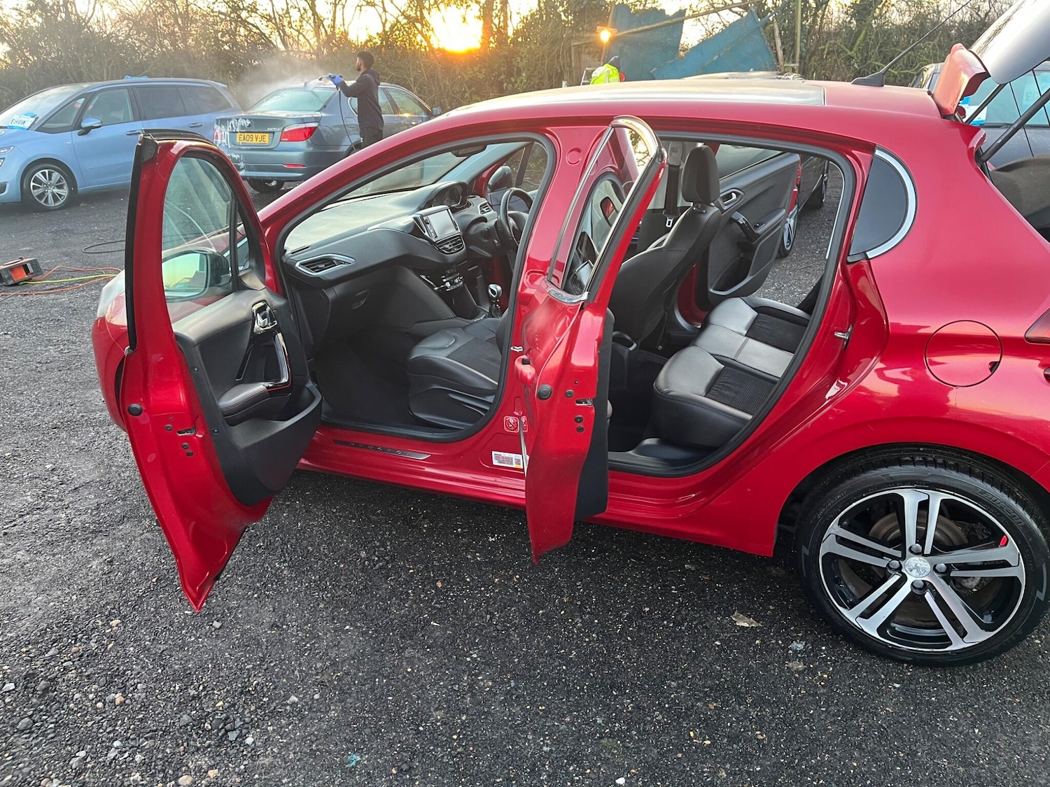 Used Peugeot 208 2016 for sale - 76802121: Photo 12