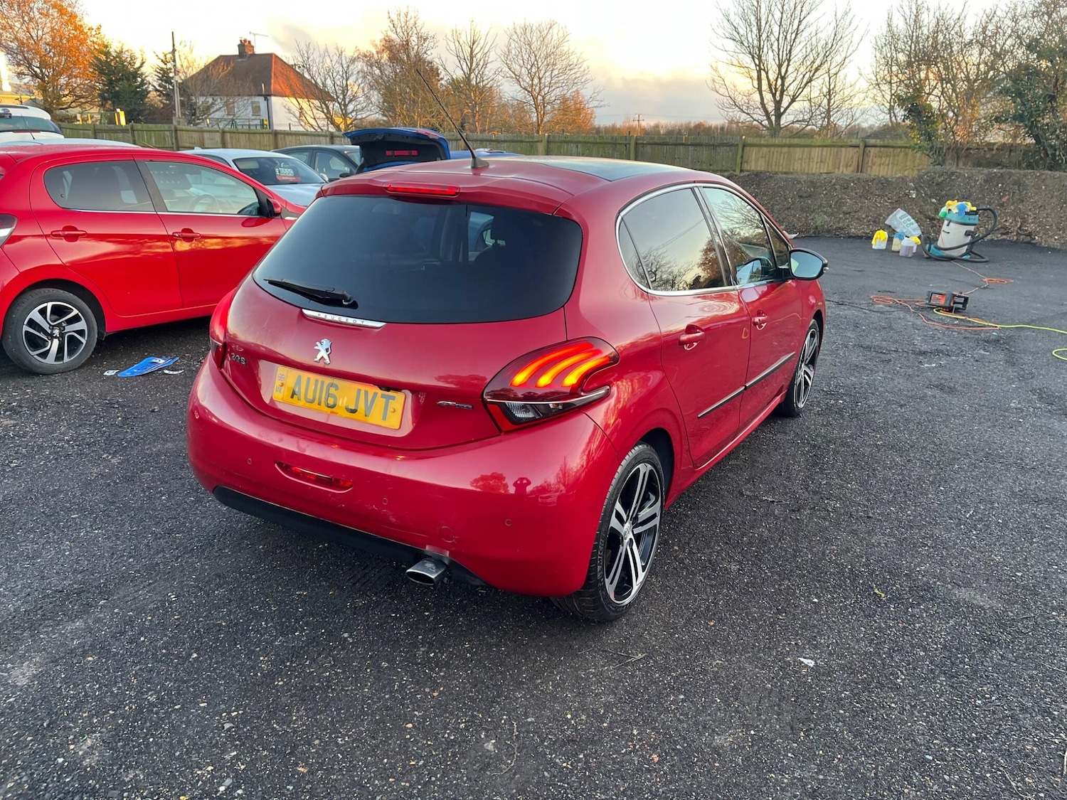 Used Peugeot 208 2016 for sale - 76802121: Photo 14