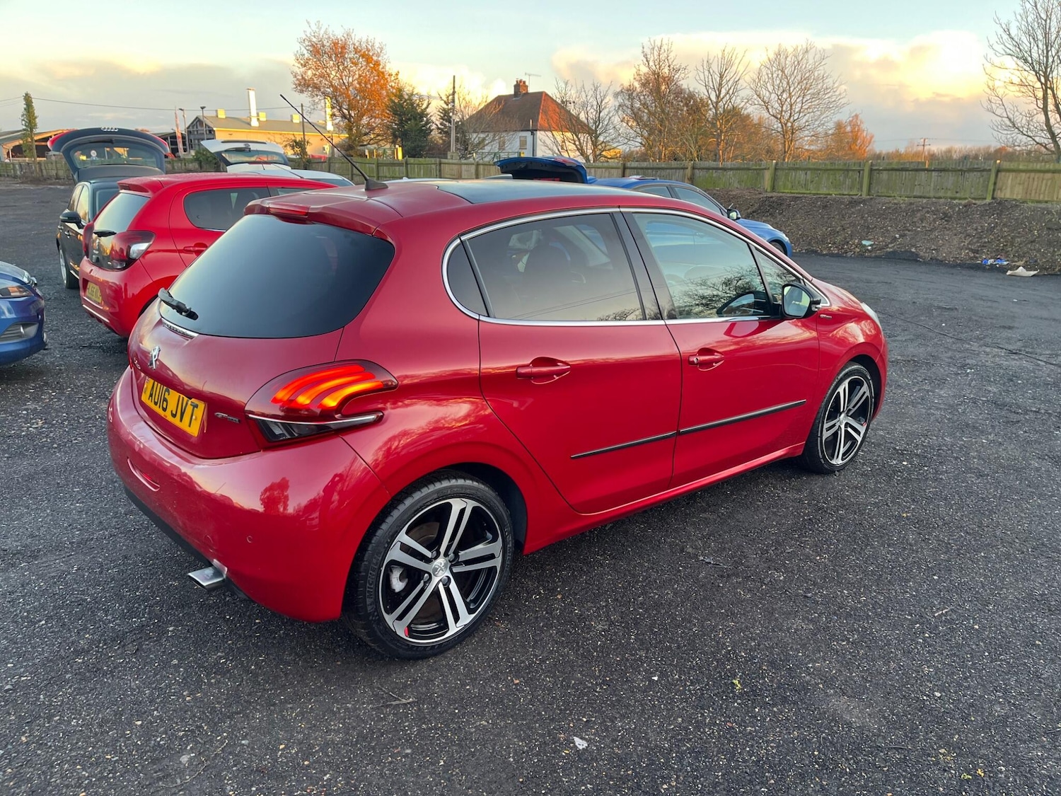 Used Peugeot 208 2016 for sale - 76802121: Photo 15