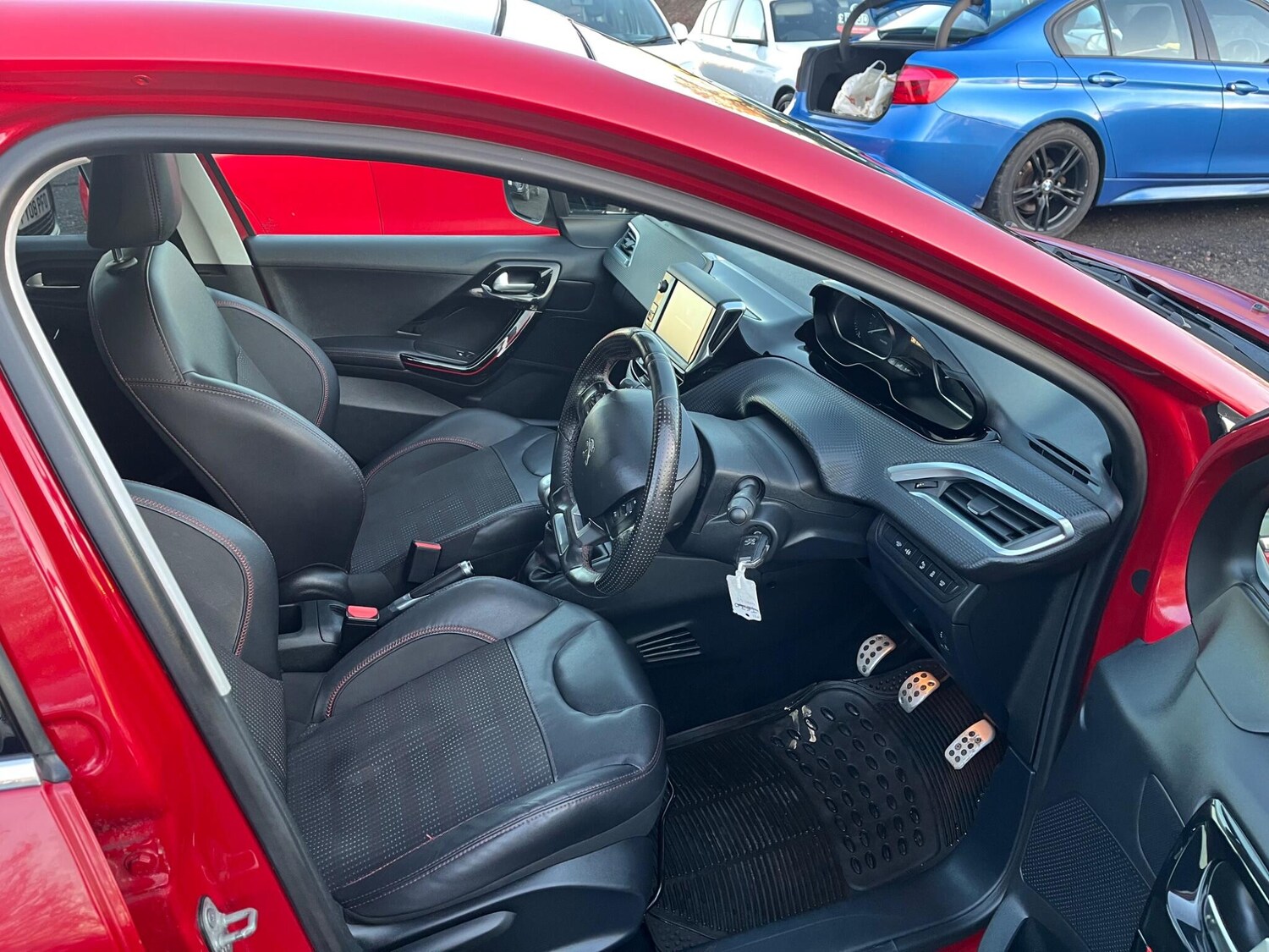 Used Peugeot 208 2016 for sale - 76802121: Photo 18