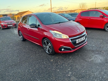 Peugeot - 208