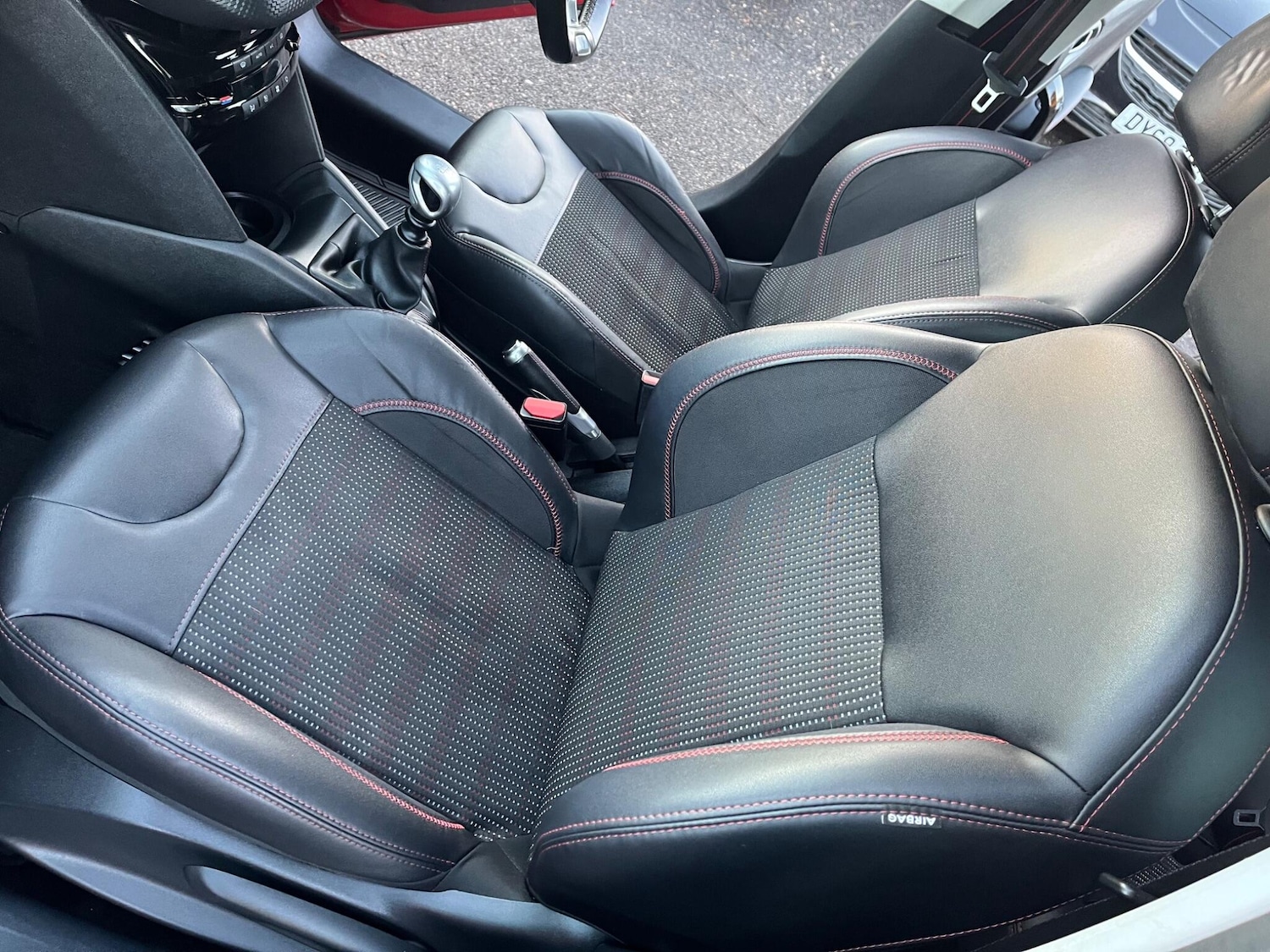 Used Peugeot 208 2016 for sale - 76802121: Photo 29