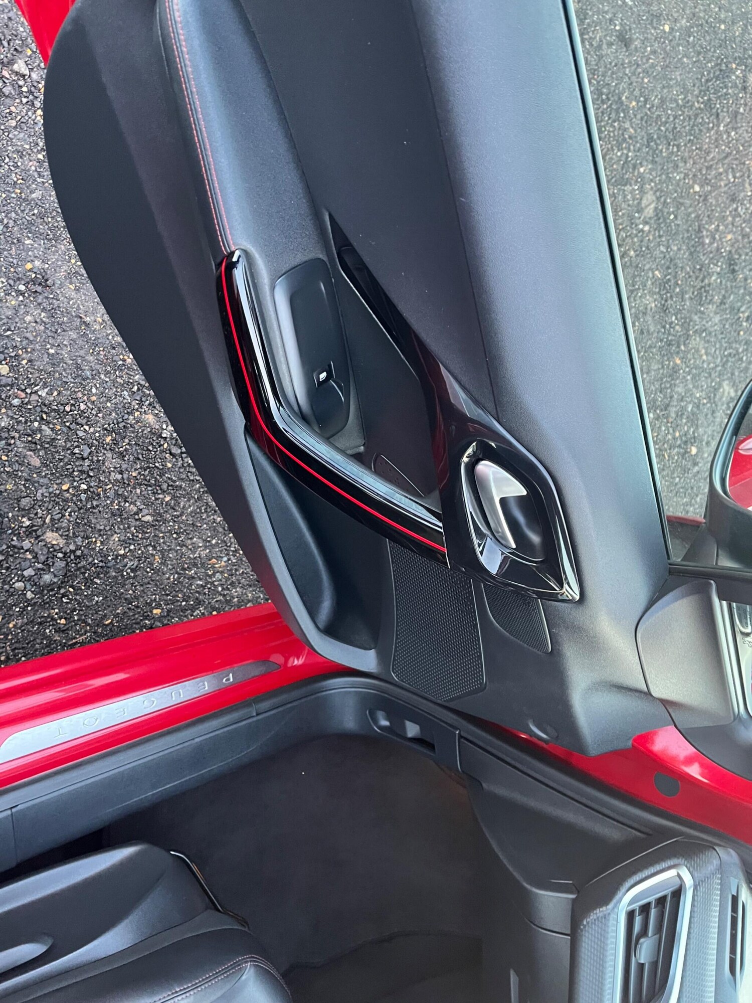 Used Peugeot 208 2016 for sale - 76802121: Photo 34