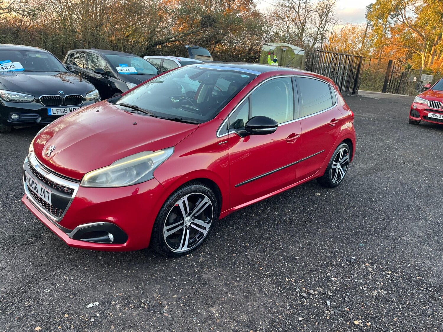 Used Peugeot 208 2016 for sale - 76802121: Photo 6