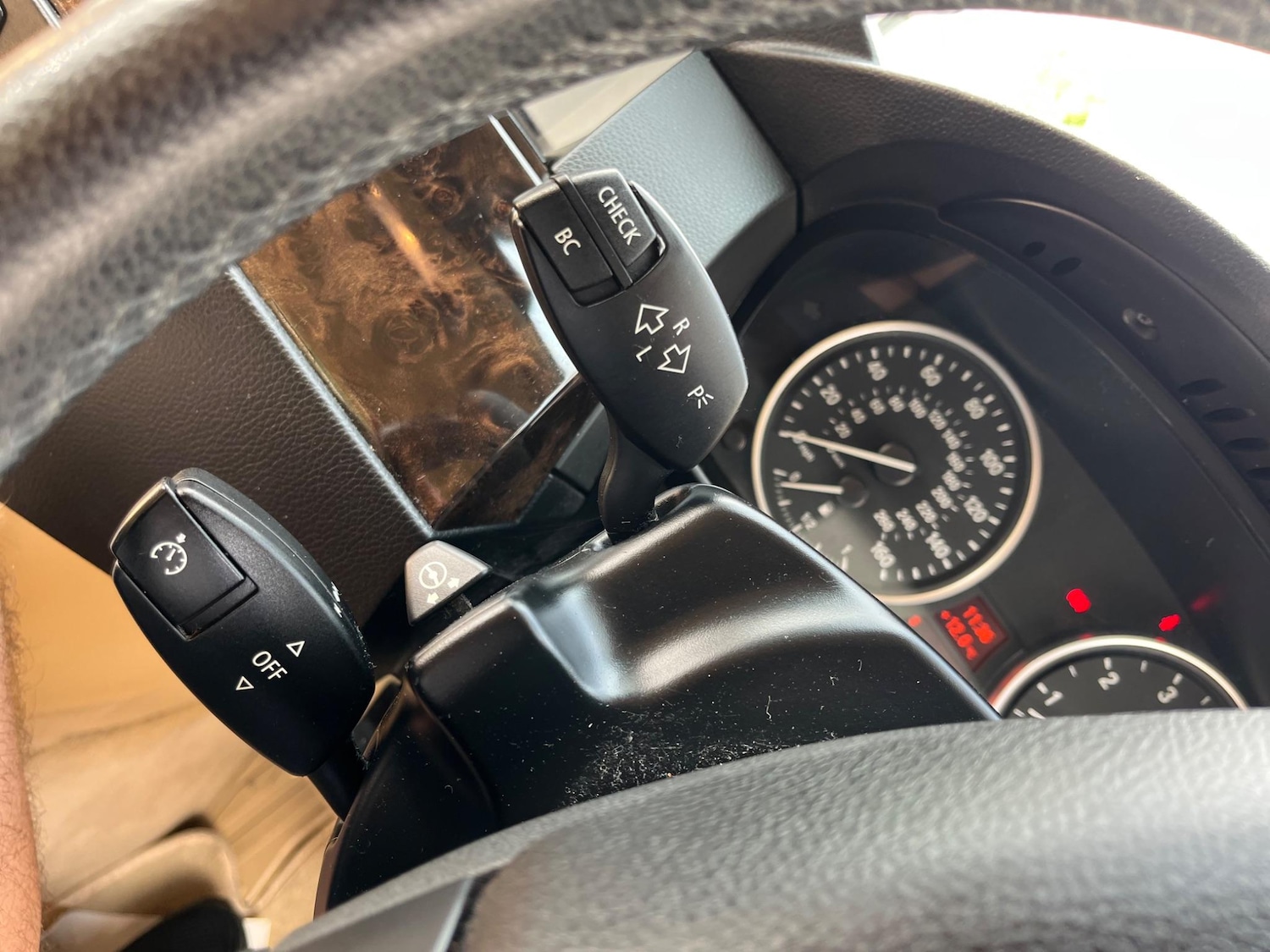 Used BMW 5 Series 2009 for sale - 76995478: Photo 40