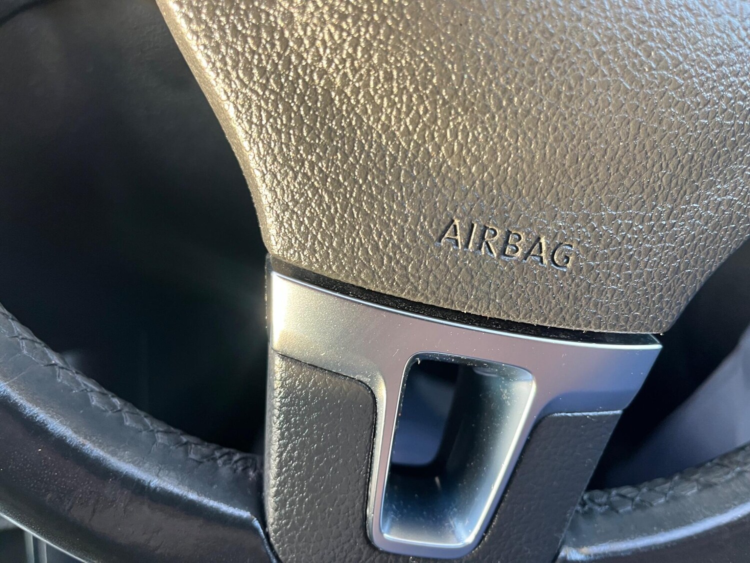 Used Volkswagen Tiguan 2015 for sale - 77424605: Photo 29