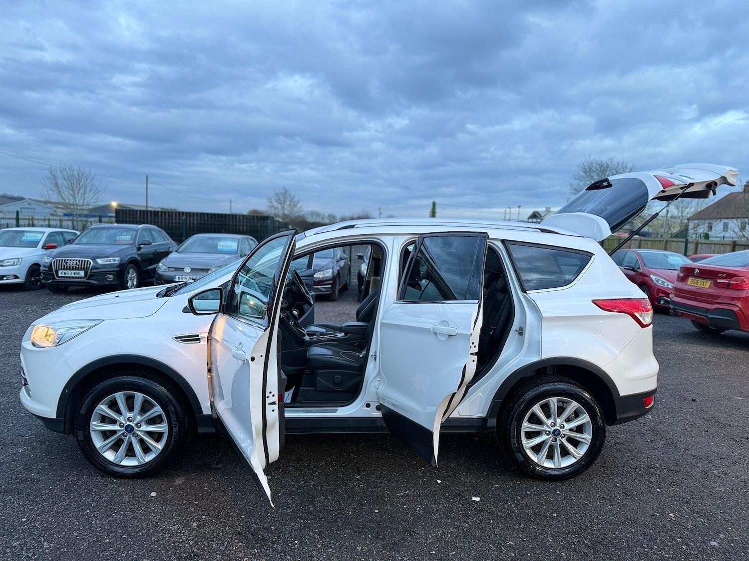Used Ford Kuga 2016 for sale - 77425304: Photo 14