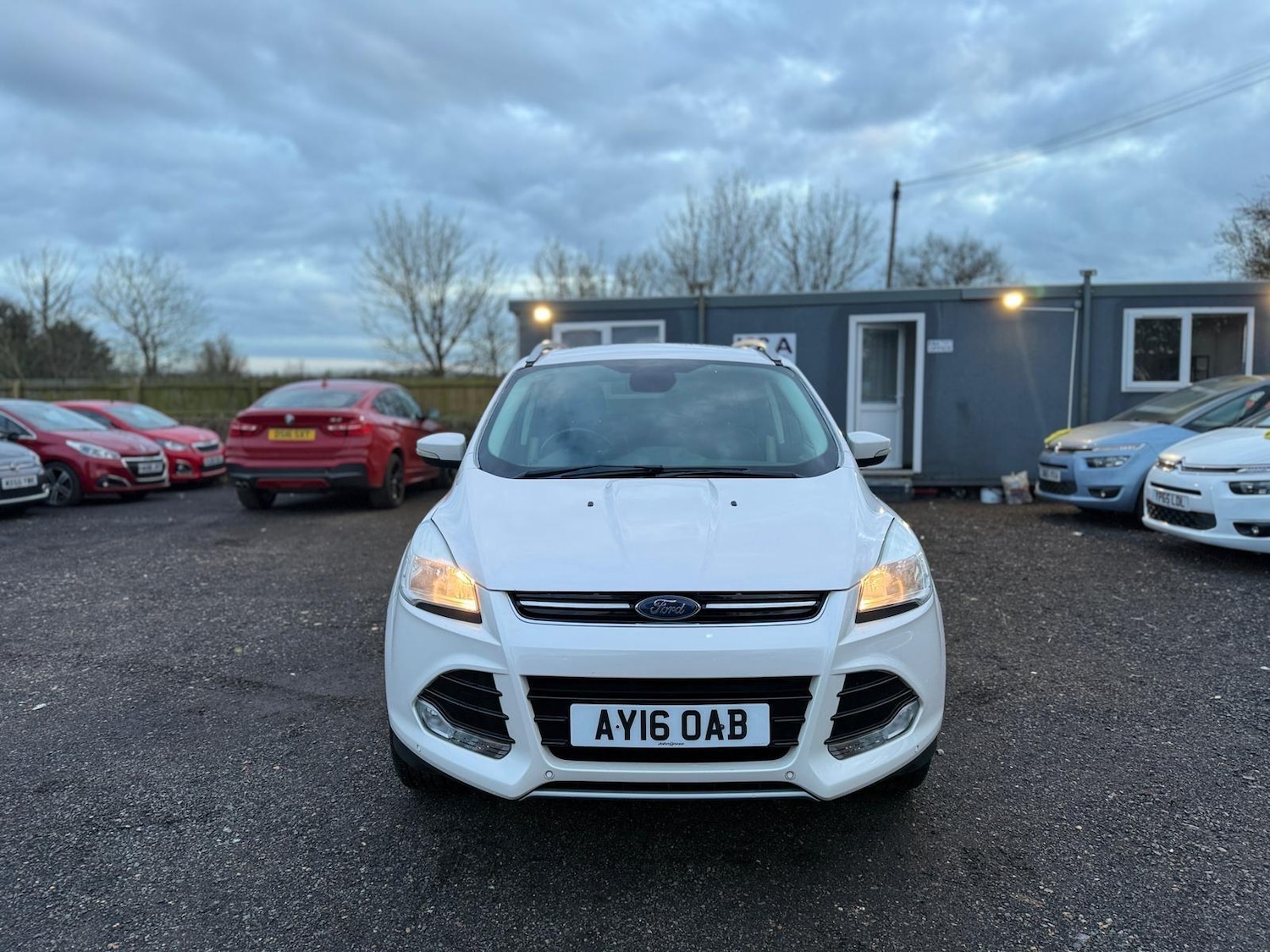 Used Ford Kuga 2016 for sale - 77425304: Photo 2