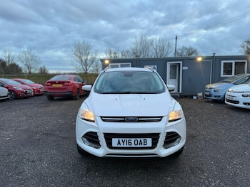 Used Ford Kuga 2016 for sale - 77425304: Photo