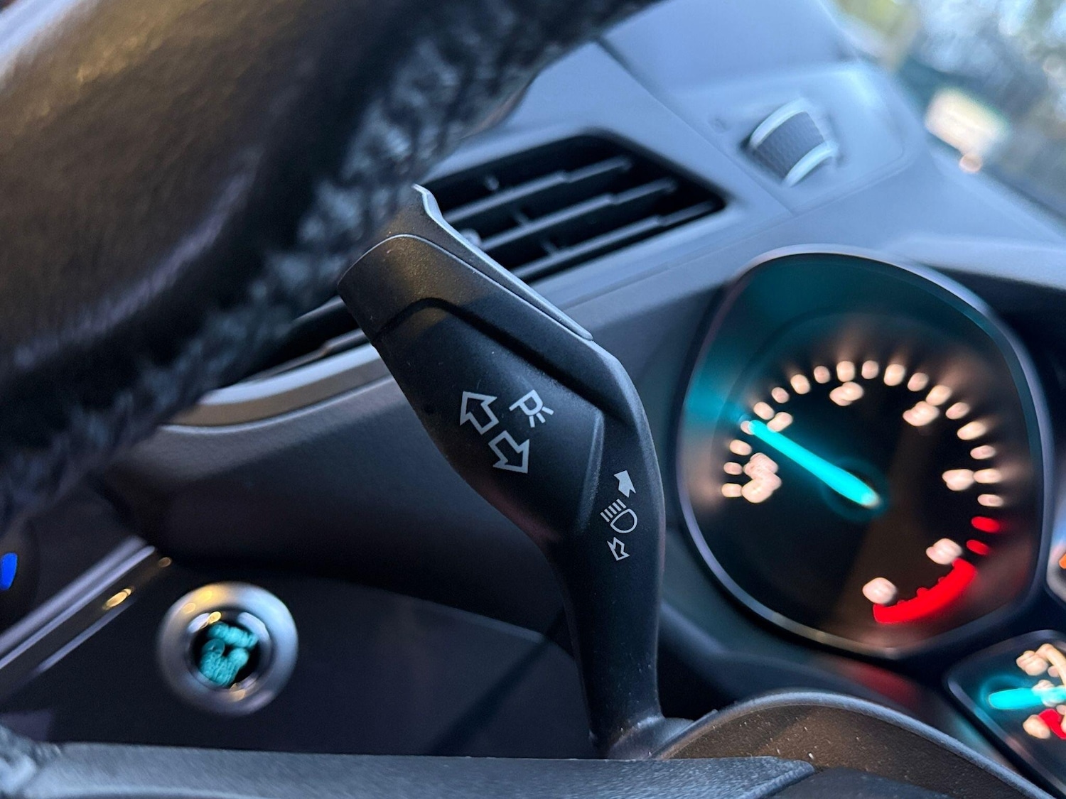 Used Ford Kuga 2016 for sale - 77425304: Photo 33