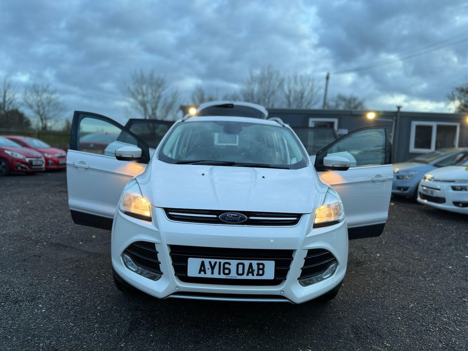 Used Ford Kuga 2016 for sale - 77425304: Photo 8