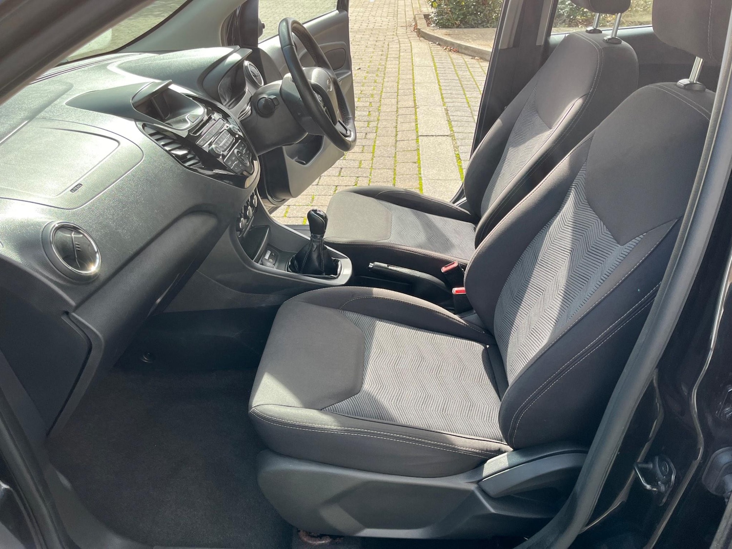 Used Ford Ka+ 2017 for sale - 76612927: Photo 19