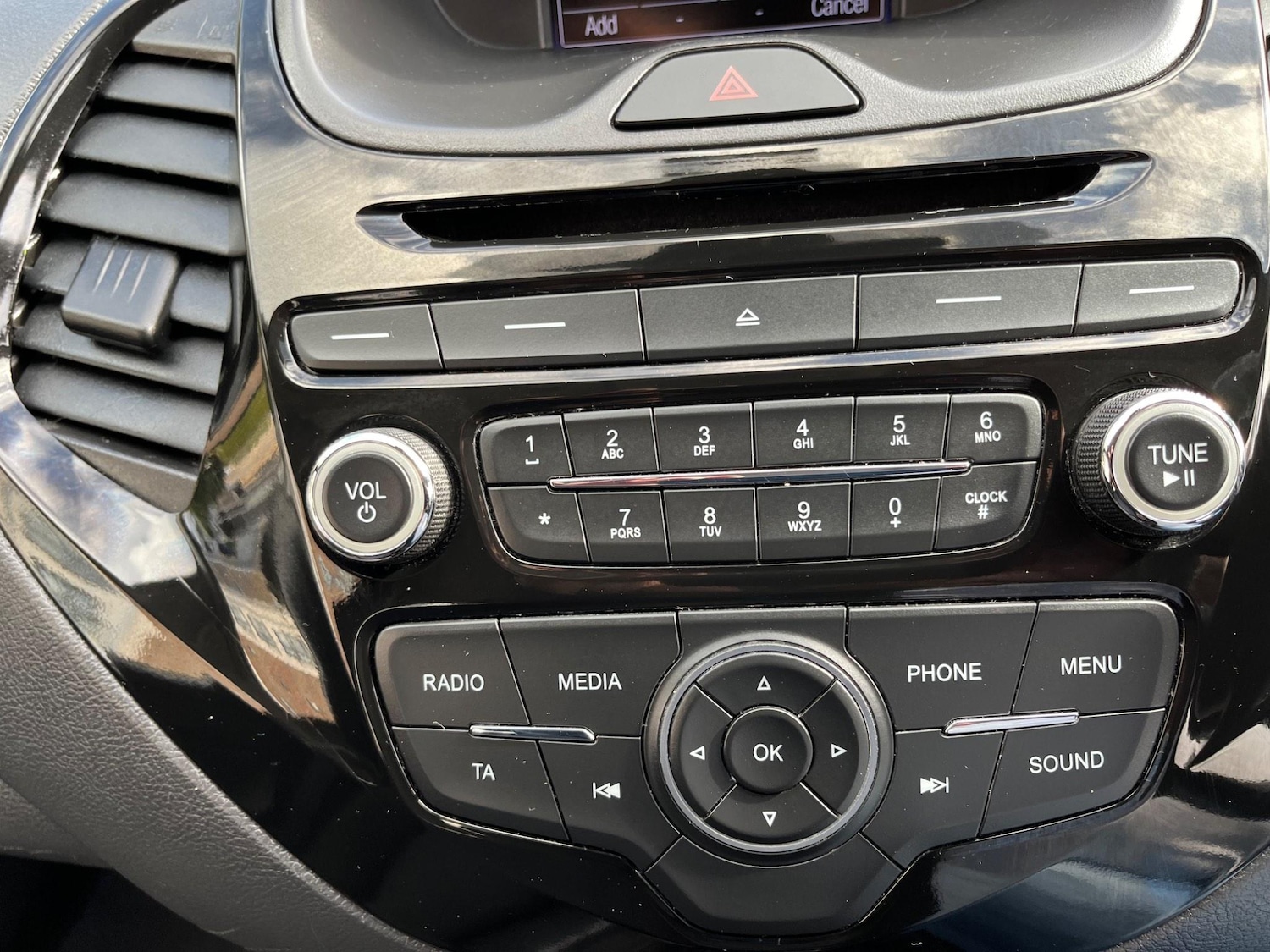 Used Ford Ka+ 2017 for sale - 76612927: Photo 31