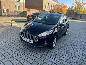 Used Ford Fiesta 2015 for sale - 76612814: Photo