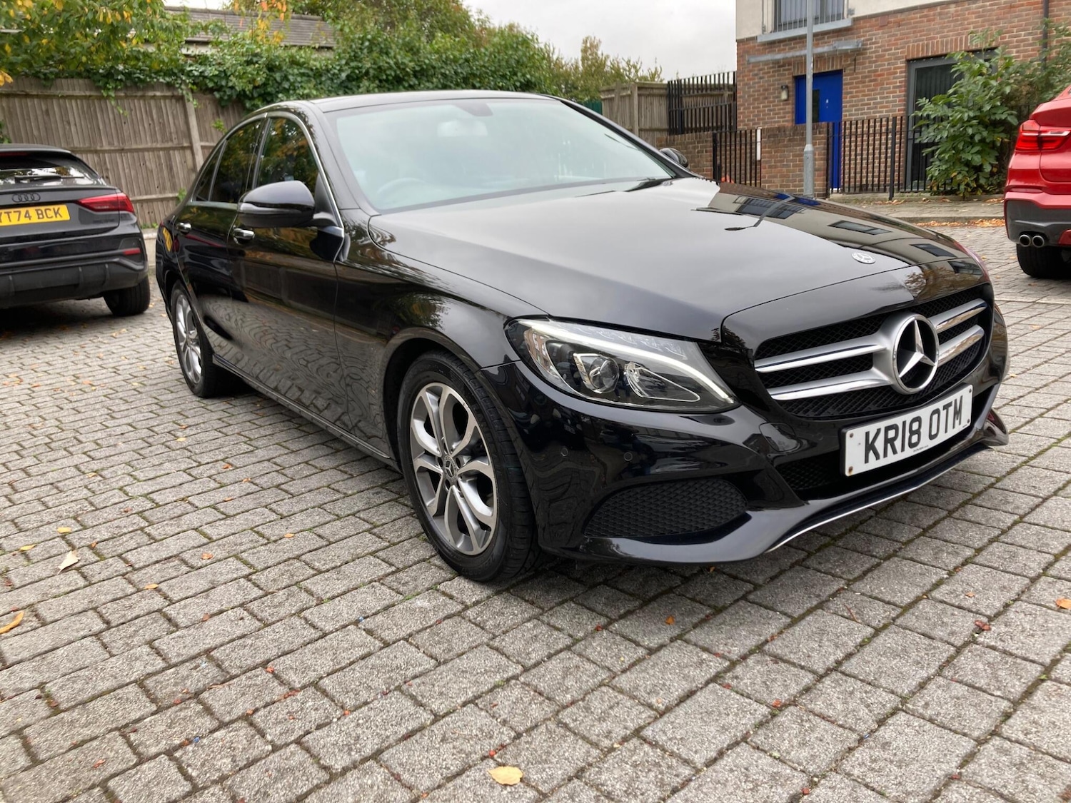 Used Mercedes-Benz C Class 2018 for sale - 76512911: Photo 1