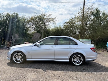 Used Mercedes-Benz C Class 2010 for sale - 79348218: Photo