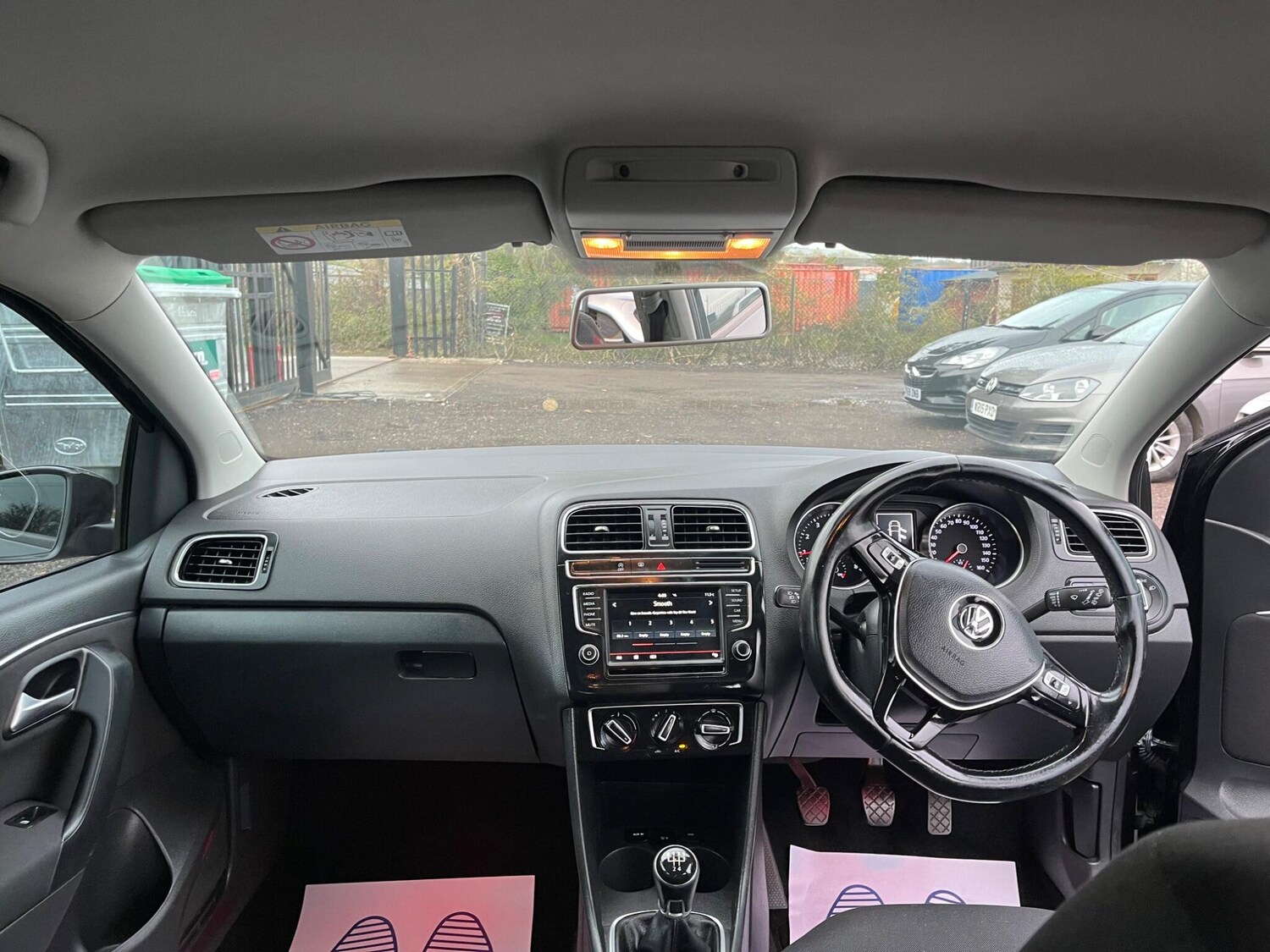 Used Volkswagen Polo 2015 for sale - 77484265: Photo 19